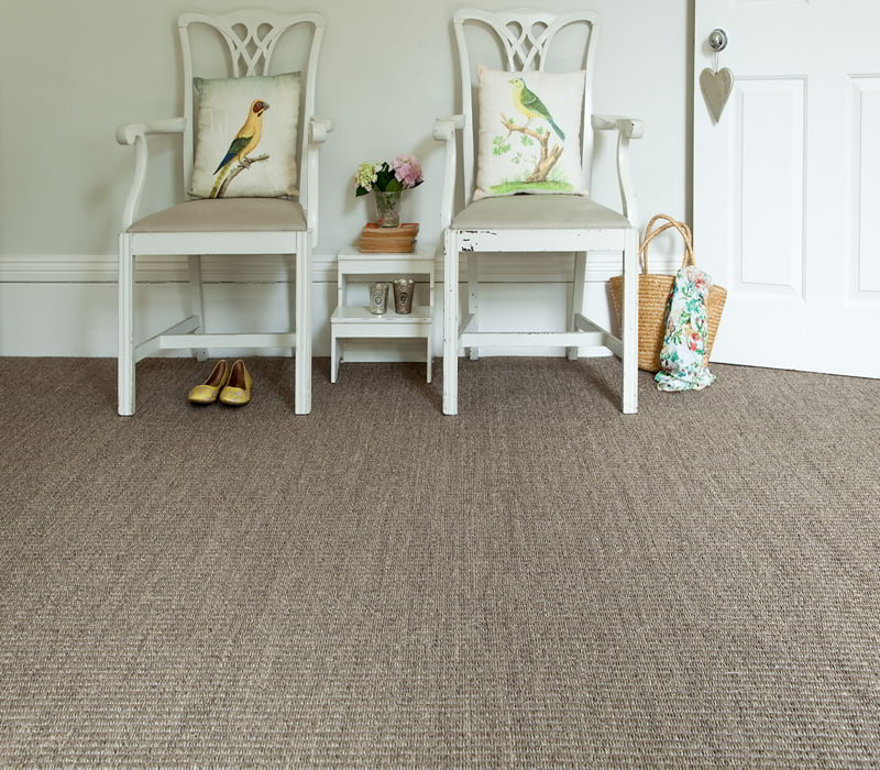 Wall to Wall Carpets in Dubai Stylish & Comfortable Flooring Solution