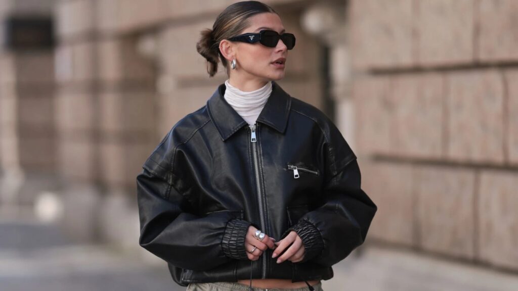 What Makes the Oversize Leather Bomber Jacket a Wardrobe Must-Have?